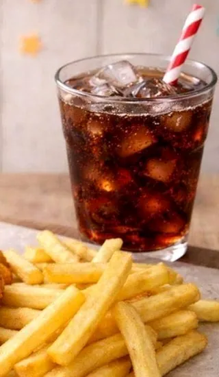 A glass of Coke with ice